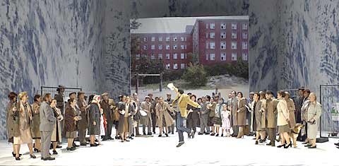 Der Mann am Klavier Totale mit Chor und Roman Shulackoff (Lenskij)