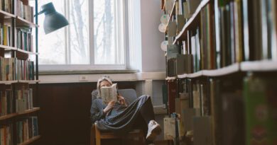 Die Macht des geschriebenen Wortes: Literatur von, mit und über Frauen