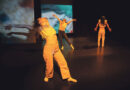 Andrea Lagos Neumann erinnerte in einer Performance im Kammertheater des E-Werks an Opfer von politischer Gewalt