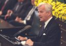 Meilenstein deutscher Erinnerungskultur: Vortrag an der Universität Freiburg zum Tag der Befreiung und der historischen Rede des Bundespräsidenten Richard von Weizsäcker am 8. Mai 1985