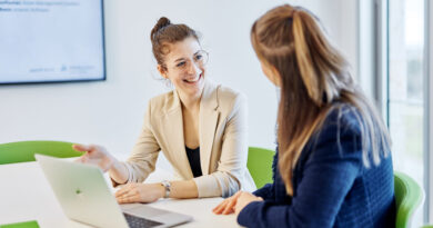 Weil finanzielle Unabhängigkeit kein Luxus, sondern ein Recht ist: Im Forum Merzhausen wird zum Gesprächsabend „Female Finance: Vermögen beginnt mit Wissen – und dem ersten Schritt“ geladen